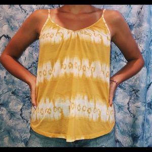 yellow tank top!